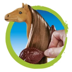 Animal World - Caballo con silla de montar (varios modelos)