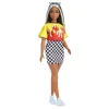 Barbie - Muñeca fashionista - Top con llamas y falda a cuadros