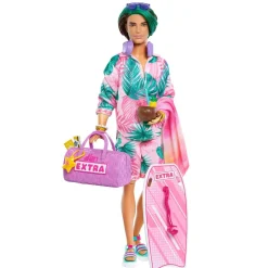 Barbie - Muñeco Ken Estilo Tropical con Accesorios ㅤ