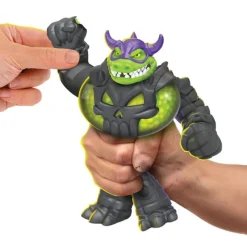 Goo Jit Zu - Heroes Stretch Strikers Deluxe (varios modelos)