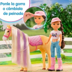Nancy - Muñeca articulada con caballo y accesorios de cuidado ㅤ