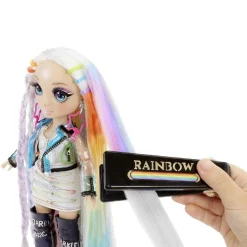 Rainbow High - Muñeca Hair Studio