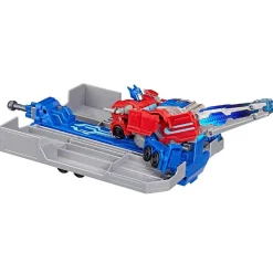 Transformers EarthSpark - Trailer de batalla de Optimus Prime