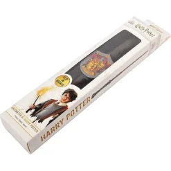 Varita de Harry Potter con escudo de Gryffindor